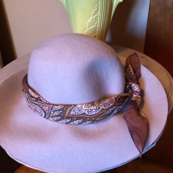 Aldo Tan Wide-Brimmed Hat Elegant Accessories - Picture 1 of 4